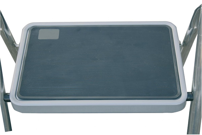 Стремянка  2 ступени (0,50м) алюминиевая, резиновые ступени MONTO Toppy XL (гарантия 5 лет)